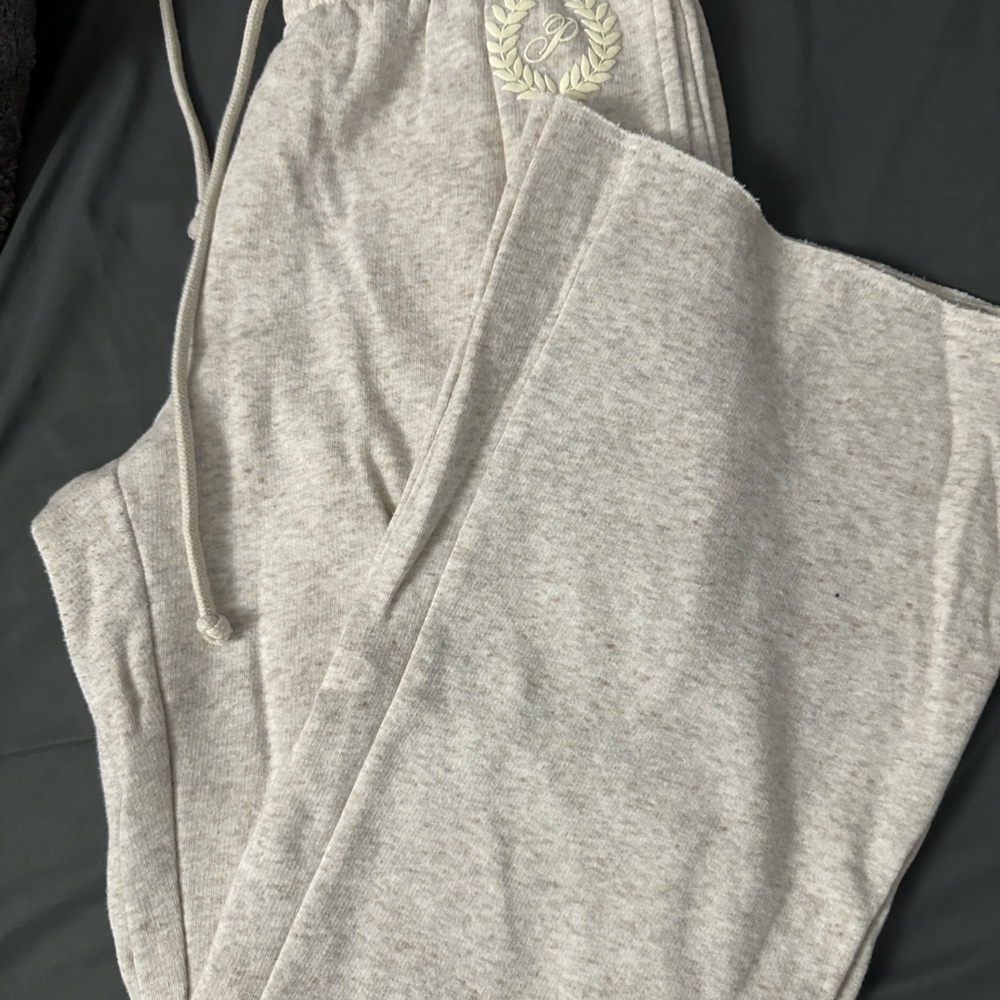 PINK sweats